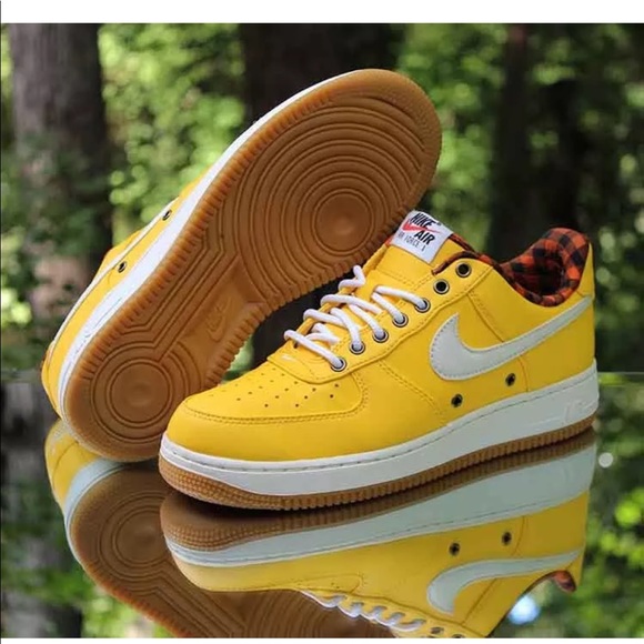 Nike Air Force 1 ‘07 LV8 Low Shoes - Picture 4 of 8